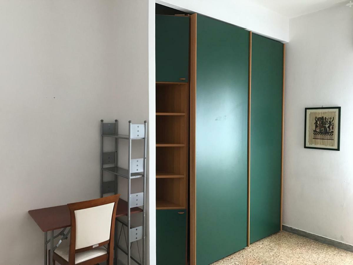 B&B Cagliari Ariosto Bagian luar foto