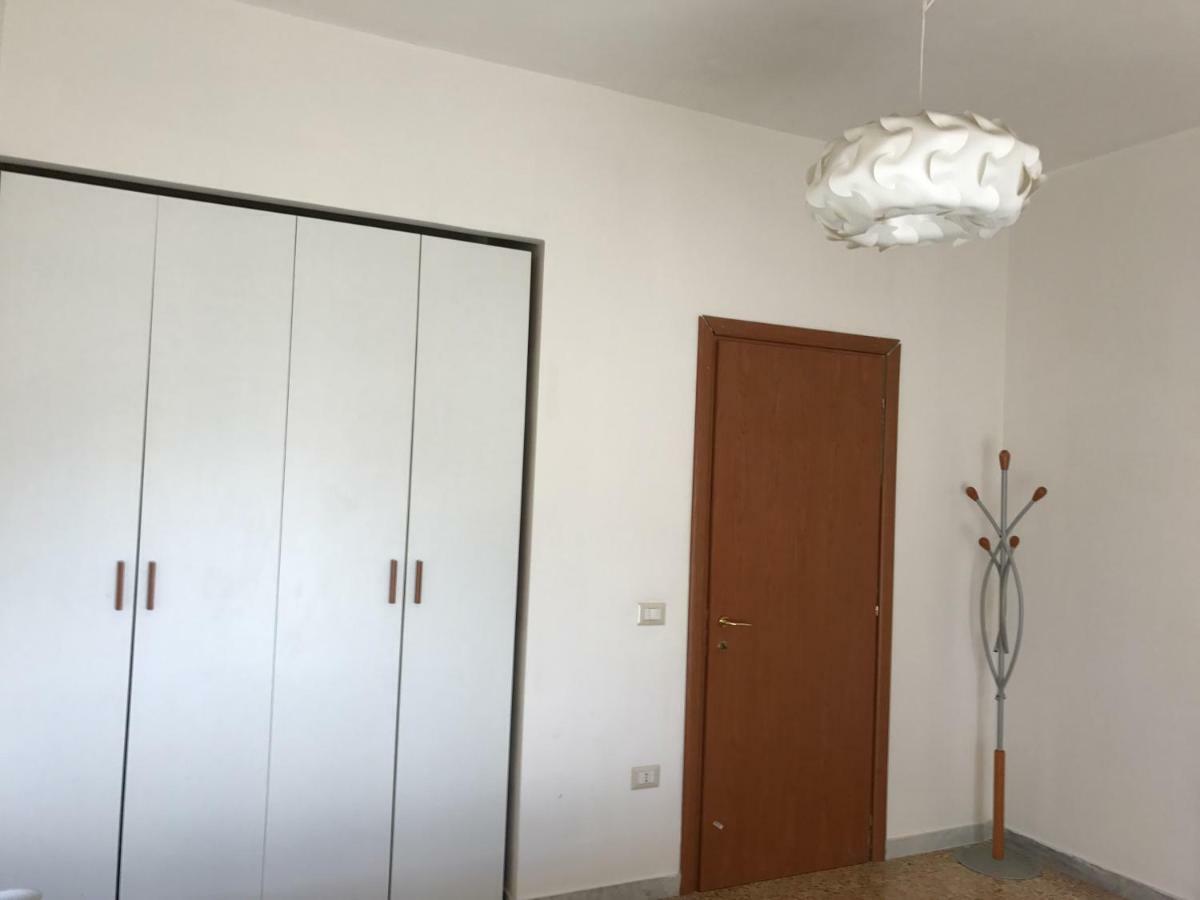 B&B Cagliari Ariosto Bagian luar foto