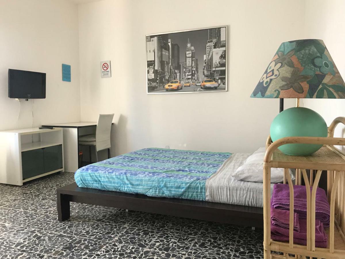 B&B Cagliari Ariosto Bagian luar foto