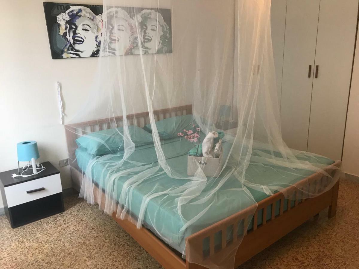 B&B Cagliari Ariosto Bagian luar foto